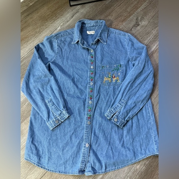 Bobbie Brooks Tops - VTG Bobbie Brooks Denim Button-Up Shirt Christmas Embroidery Reindeer Sparkle L